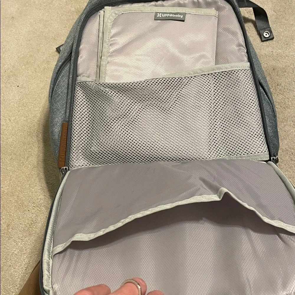 EUC Uppababy Gregory blue backpack diaper bag with attachable stroller straps - Picture 8 of 13